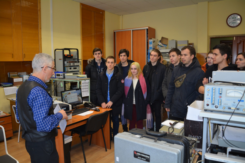 Измерения в медицине и IP-телефонии: студенты посетили ЦСМ Татарстан