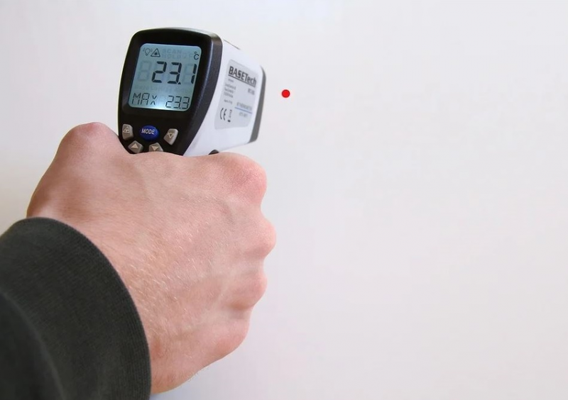 В Оренбурге проверили точность инфракрасных и цифровых термометров